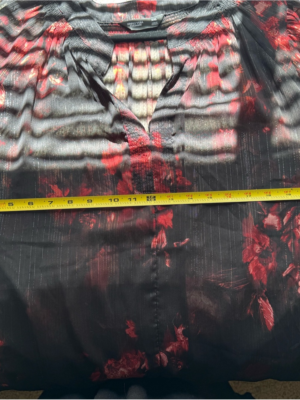 Simply Vera Vera Wang Black Midi Skirt with Red Floral Print